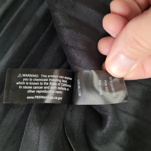 Lulus Faux Leather Skirt Size M - Picture 8 of 8